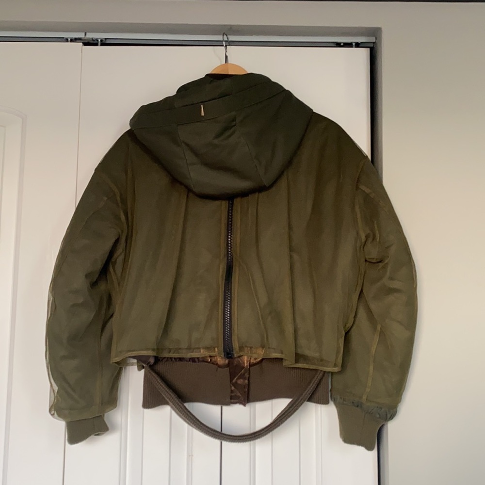 Yohanix Jacket - Picture 7 of 10